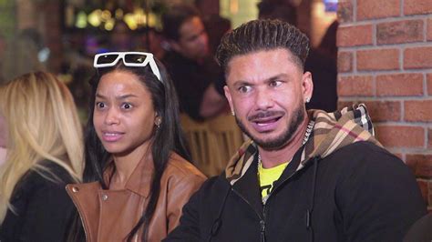 are nikki and pauly still together|Jersey Shore’s Pauly D and Nikki Hall Seen Together。